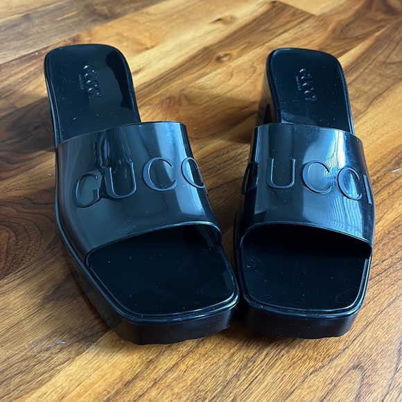Gucci Rubber Logo Platform Slide Sandal, NEW - Picture 5 of 16